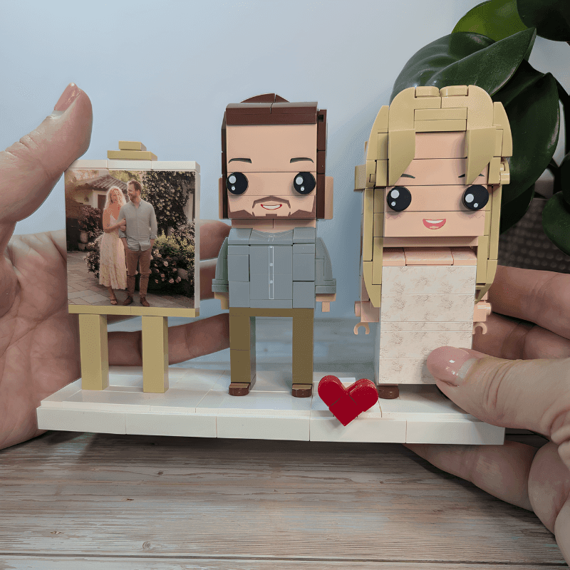Custom Couple Gift – 2 People Brick Figures with Easel - Brick-You