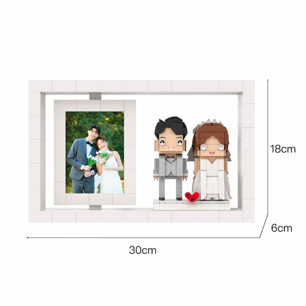 couple brick mini figures with display frame size chart
